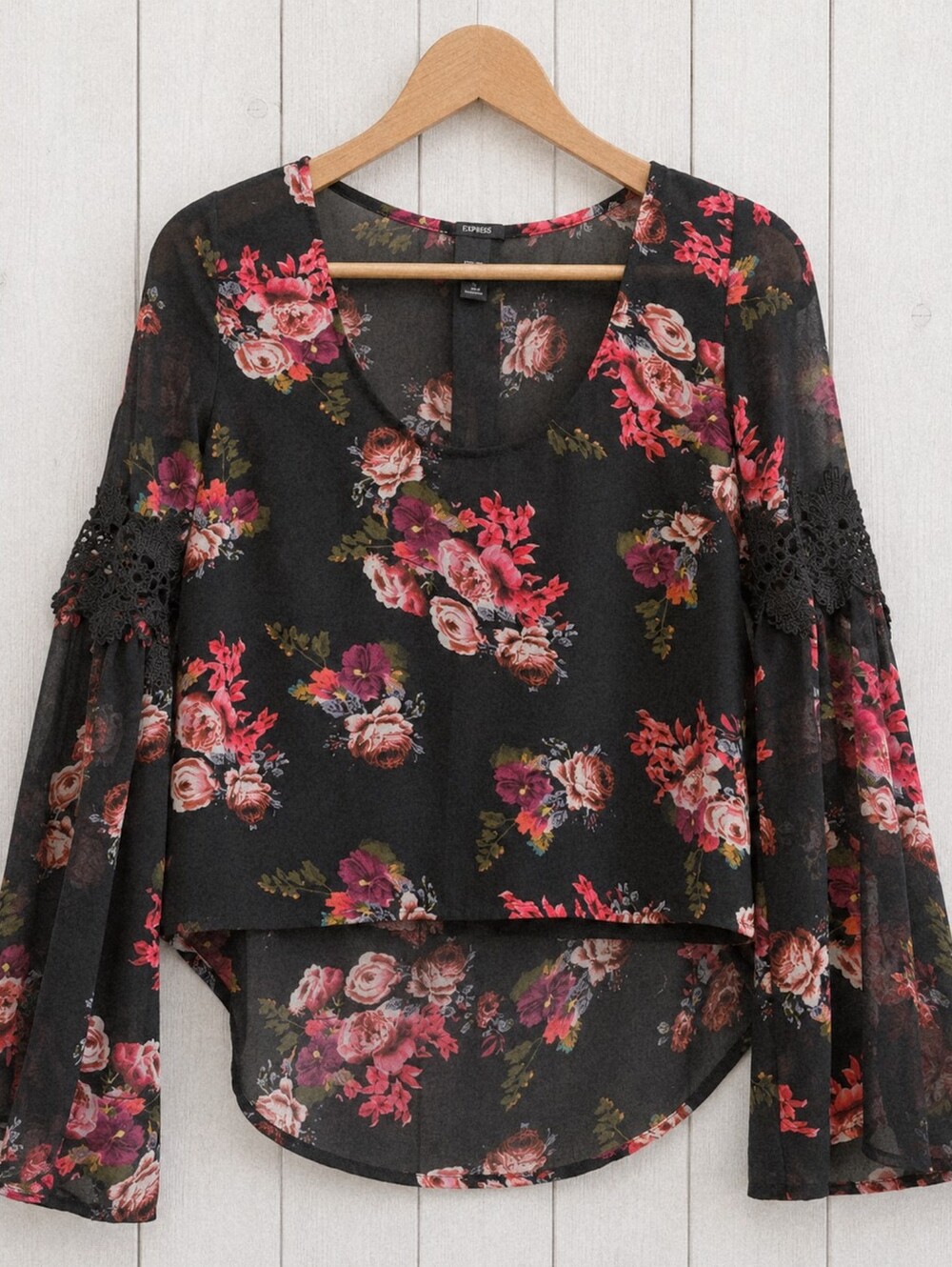 Forever 21 Floral Crochet-Trimmed Long-Sleeve Blouse Size S